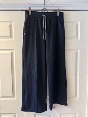 Figs women’s scrub large